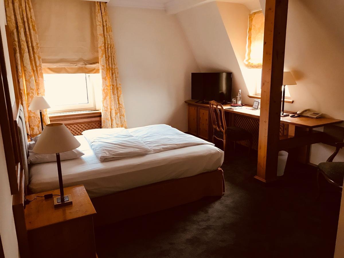 Kleines Hotel Forchheim  Ngoại thất bức ảnh