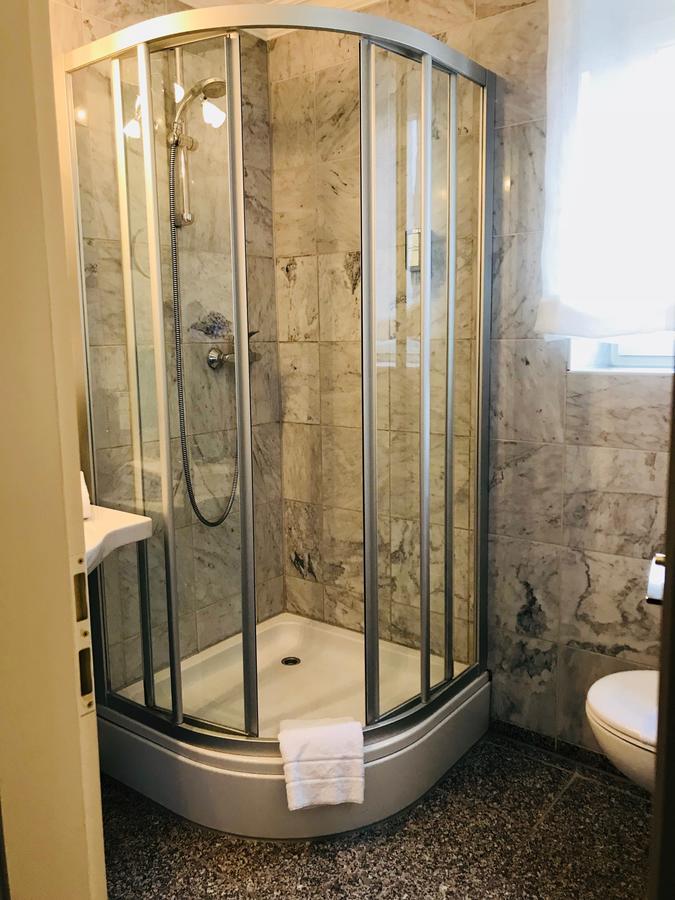 Kleines Hotel Forchheim  Ngoại thất bức ảnh