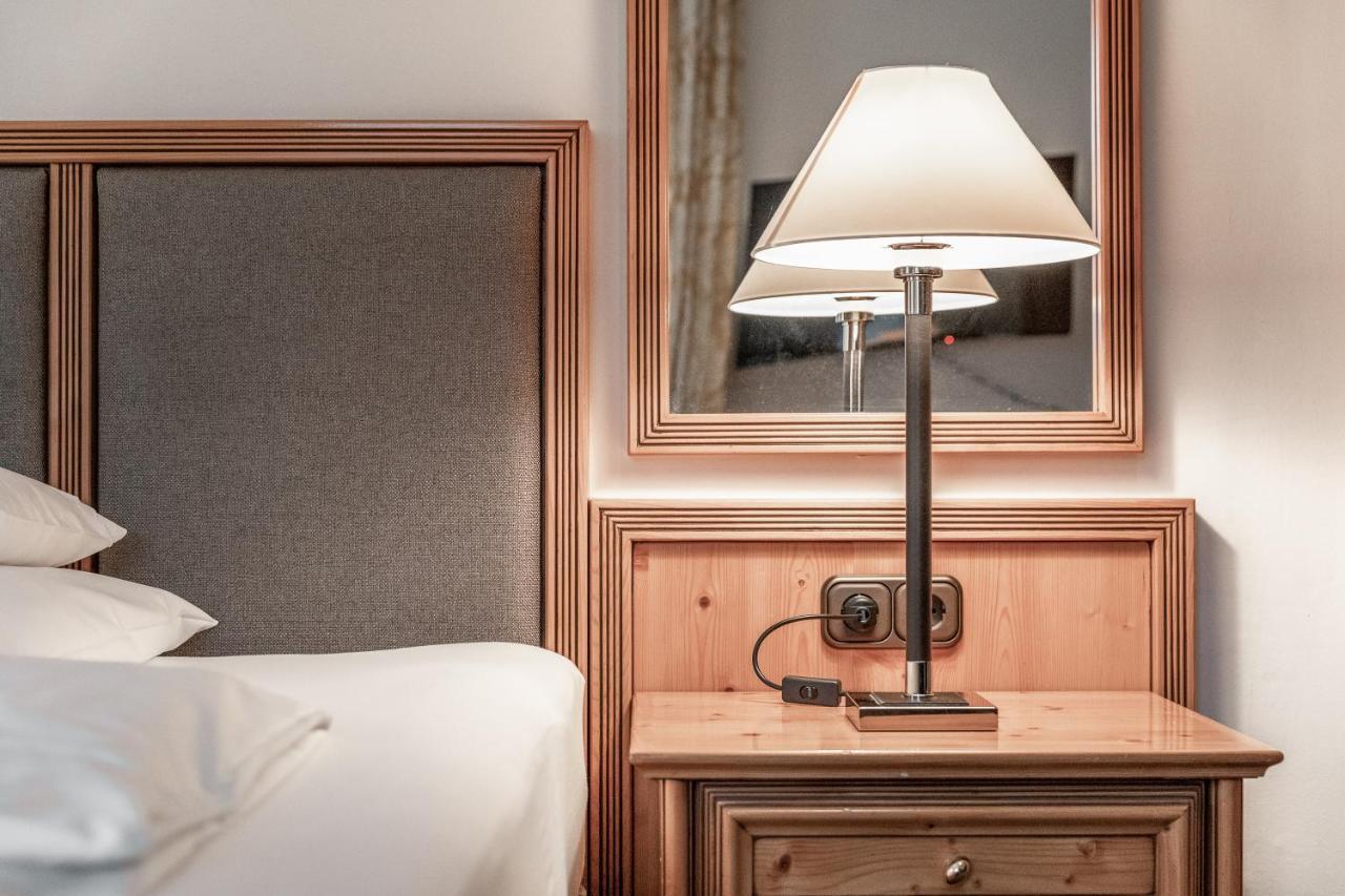 Kleines Hotel Forchheim  Ngoại thất bức ảnh